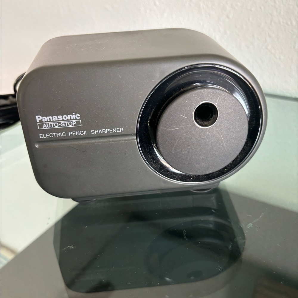 Panasonic auto stop pencil sharpener